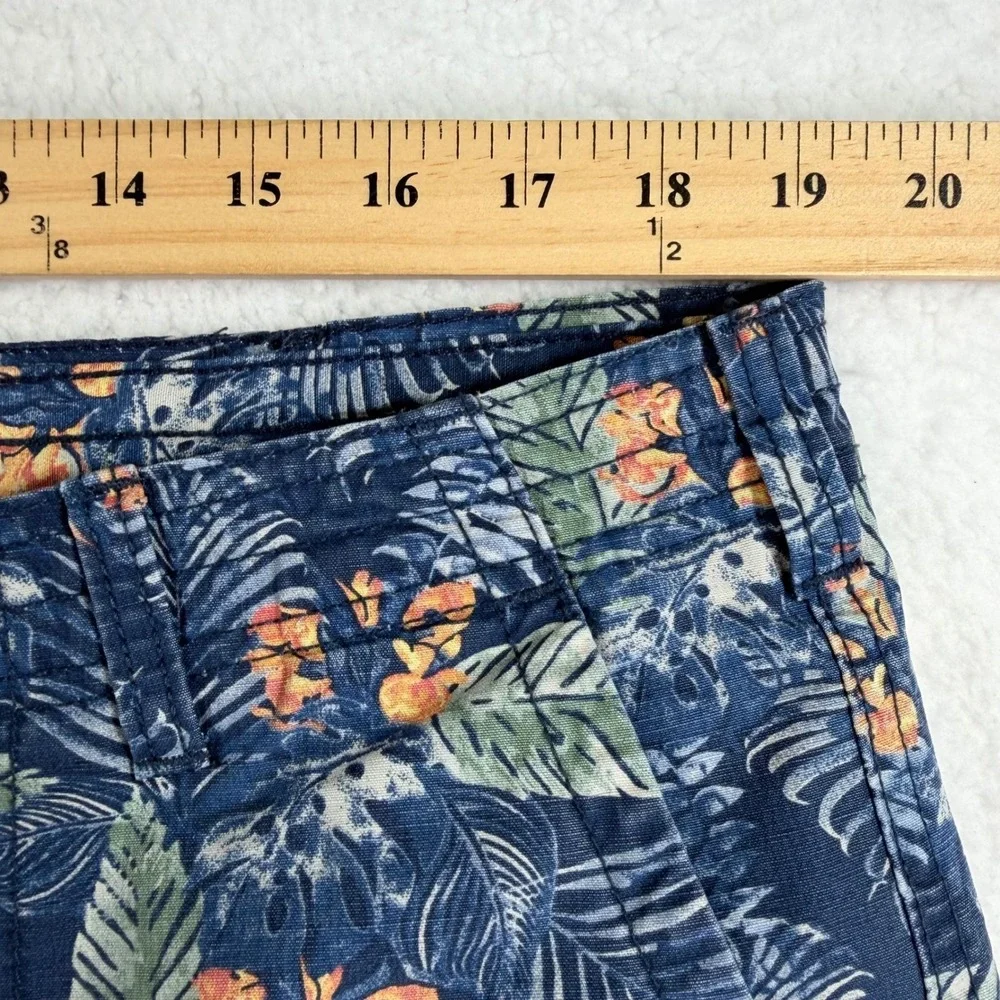 IZOD Cargo Shorts Mens 38 Blue Tropical Floral Palm Saltwater Cotton Relaxed